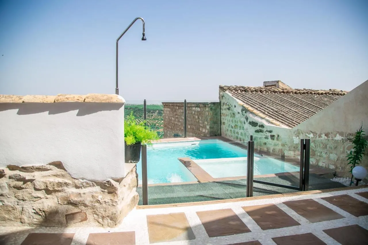 Apartamentos Turisticos La Casa Vieja Sabiote Aparthotel