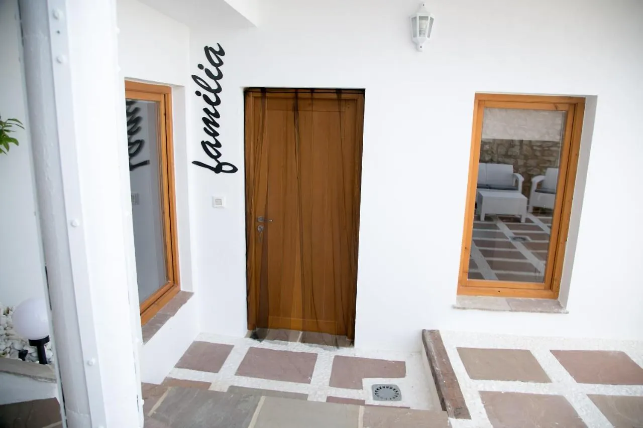 Apartamentos Turisticos La Casa Vieja 萨比奥特 0*,  西班牙