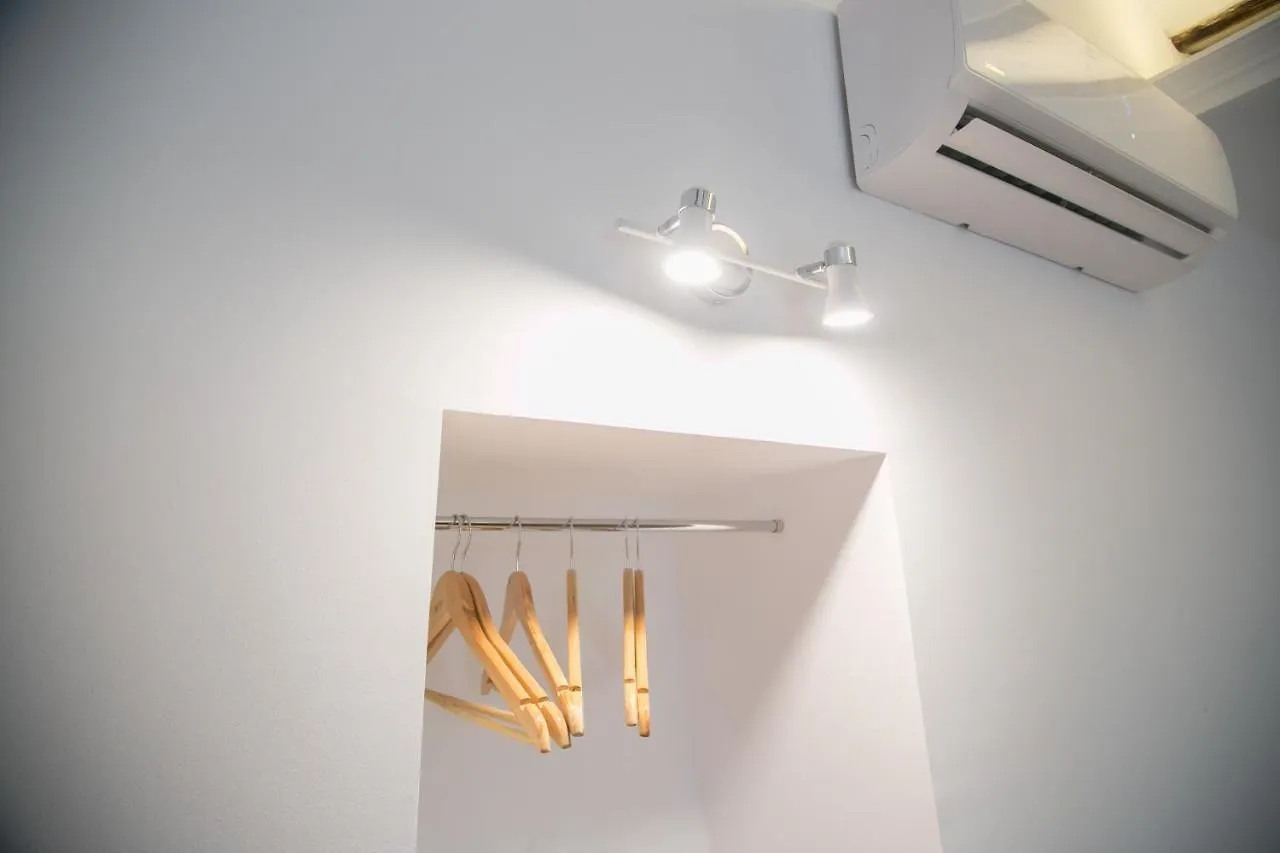 Apartamentos Turisticos La Casa Vieja 萨比奥特 0*,