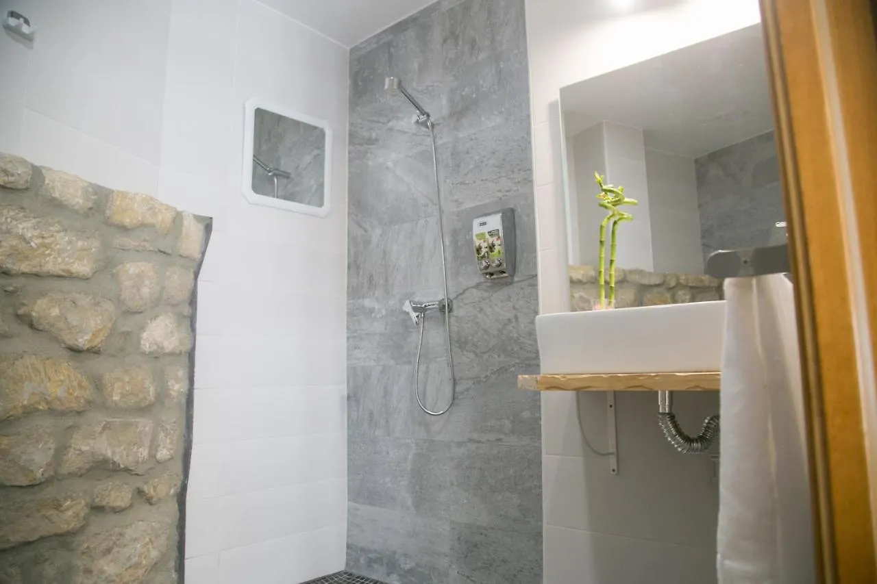 Apartamentos Turisticos La Casa Vieja 萨比奥特